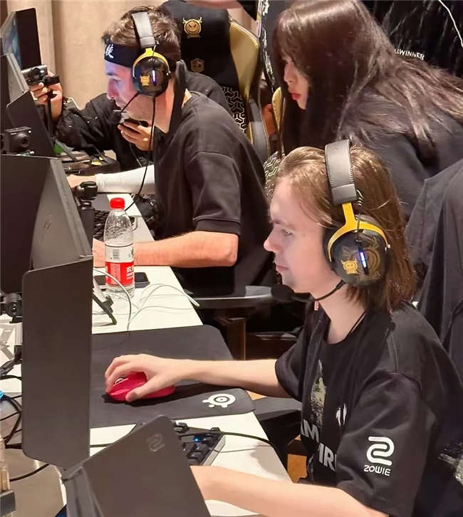 FlyQuest进入了ESL Challenger Atlanta 2024的决赛