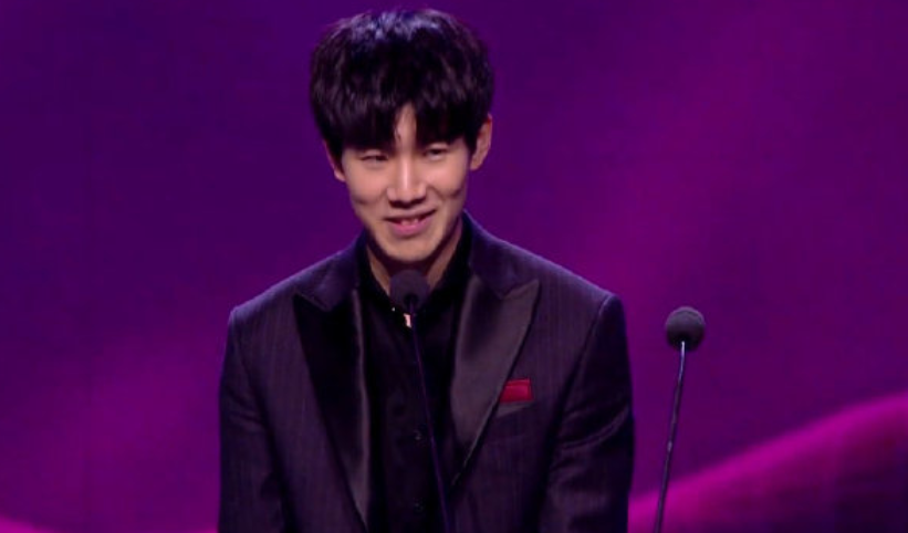 电竞比分数据统计：2025年指挥数据倒数排行榜，cadiaN位列倒一