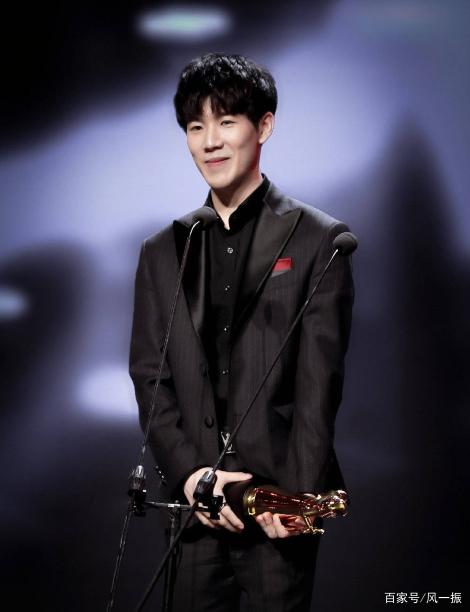 Oh My God 的运营决策释放小龙是成功还是失败。Junhao Wei 无畏地冲锋并锁定 Ultra Prime 以获得比赛点