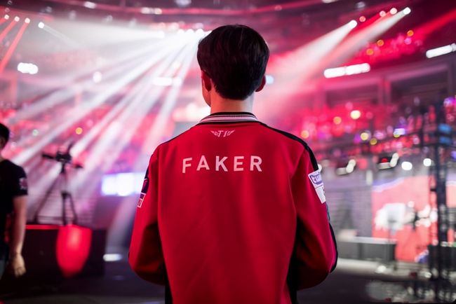 allu 揭露了 Aleksib 离开 ENCE 的原因，但其有效性值得怀疑