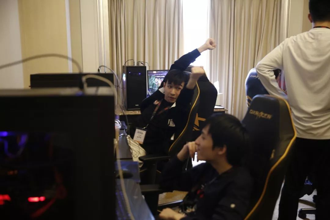 Fnatic 和 Team Liquid 晋级 VCT 2025： EMEA Kickoff 的下一轮